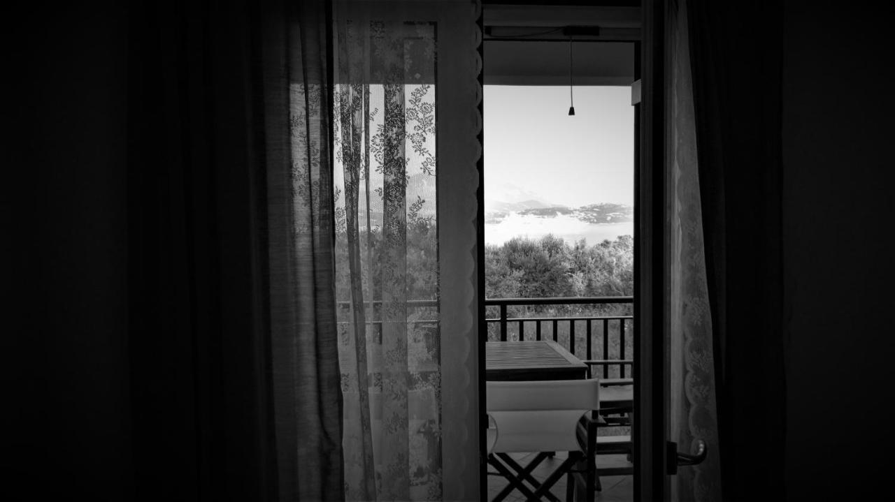 Victoria'S Summer House Ліксурі Екстер'єр фото